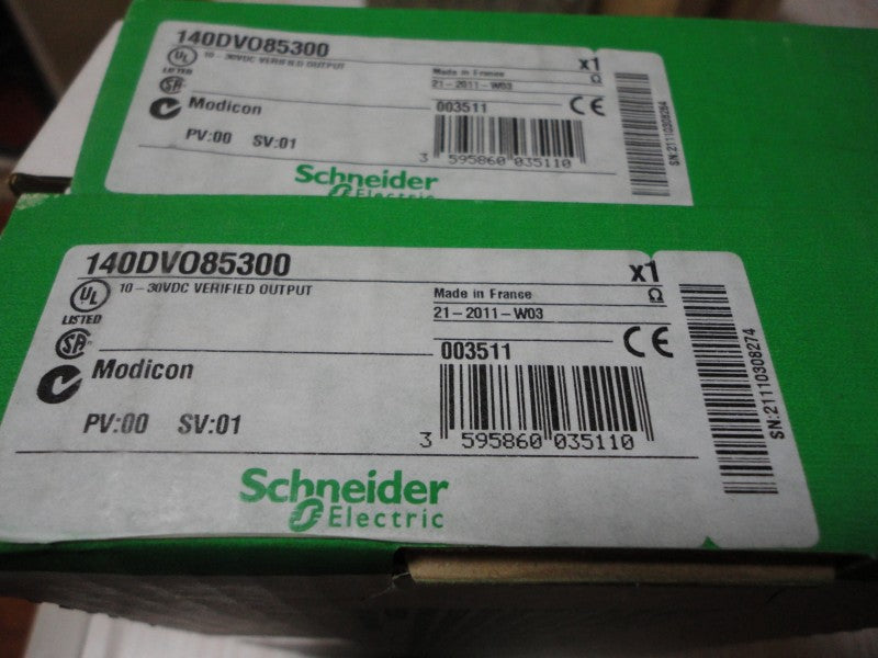 140DVO85300 Schneider discrete output module NEW IN BOX