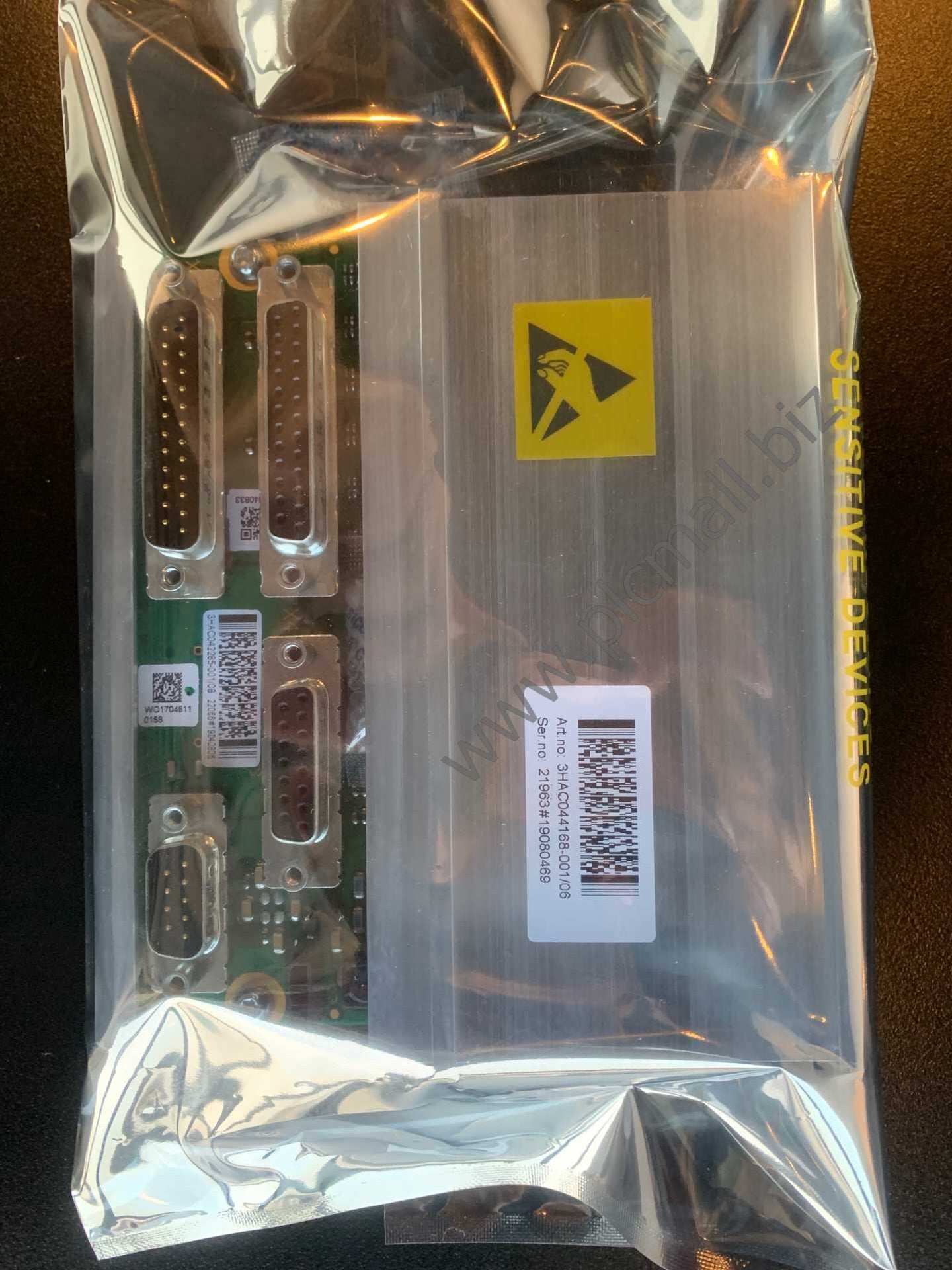 3HAC044168-001 RMU101 Serial test SMB board Brand New
