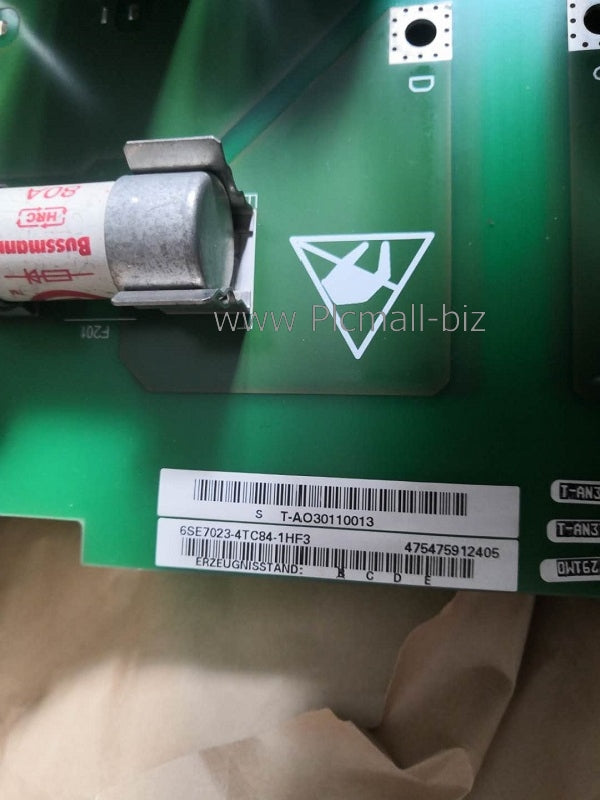 6SE7023-4TC84-1HF3 Siemens Variable Frequency Driver Board Brand New