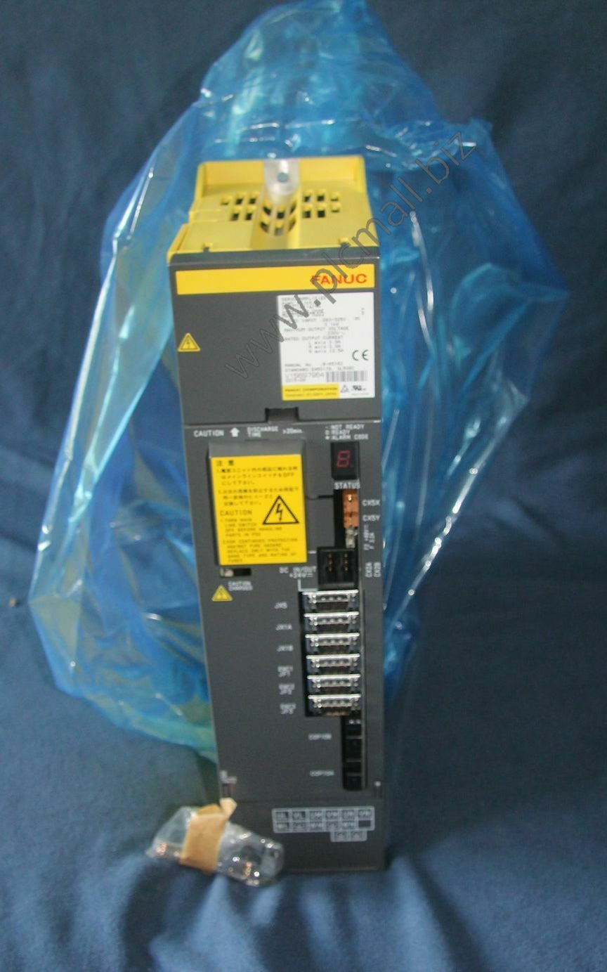 A06B-6096-H305 Fanuc Servo drive SVM3-12/12/40 New in box