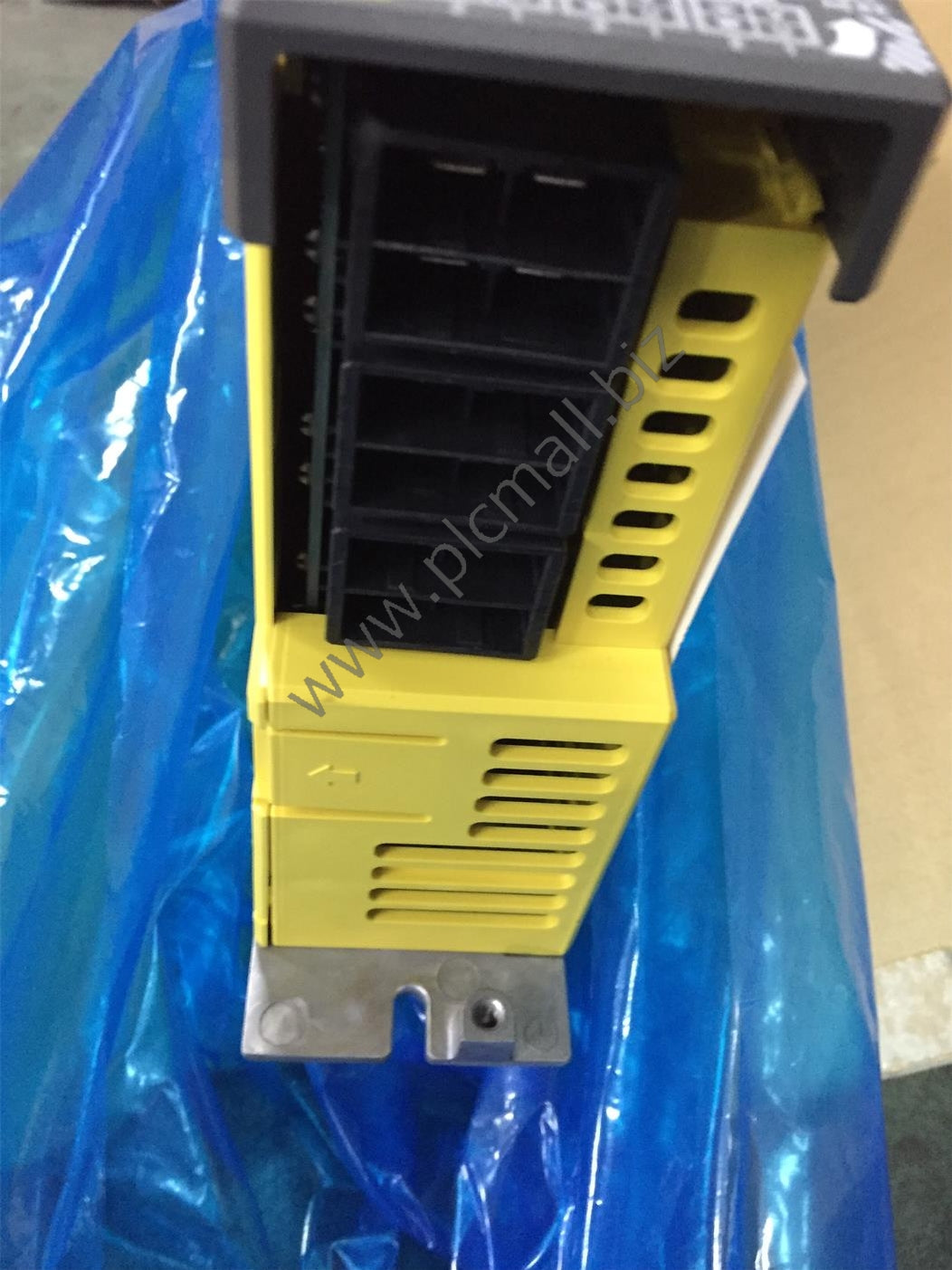 A06B-6130-H003 Fanuc Servo drive Amplifier BISV 40 240v New in box
