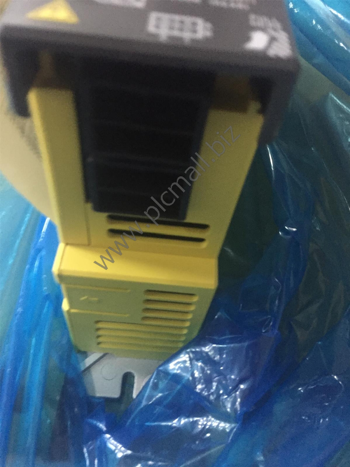 A06B-6240-H205 Fanuc Servo drive Amplifier aiAV 20/20-B New in box