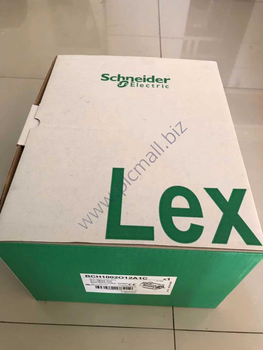 BCH1002O12A1C Schneider-Servo Motor NEW IN BOX Fast transportation