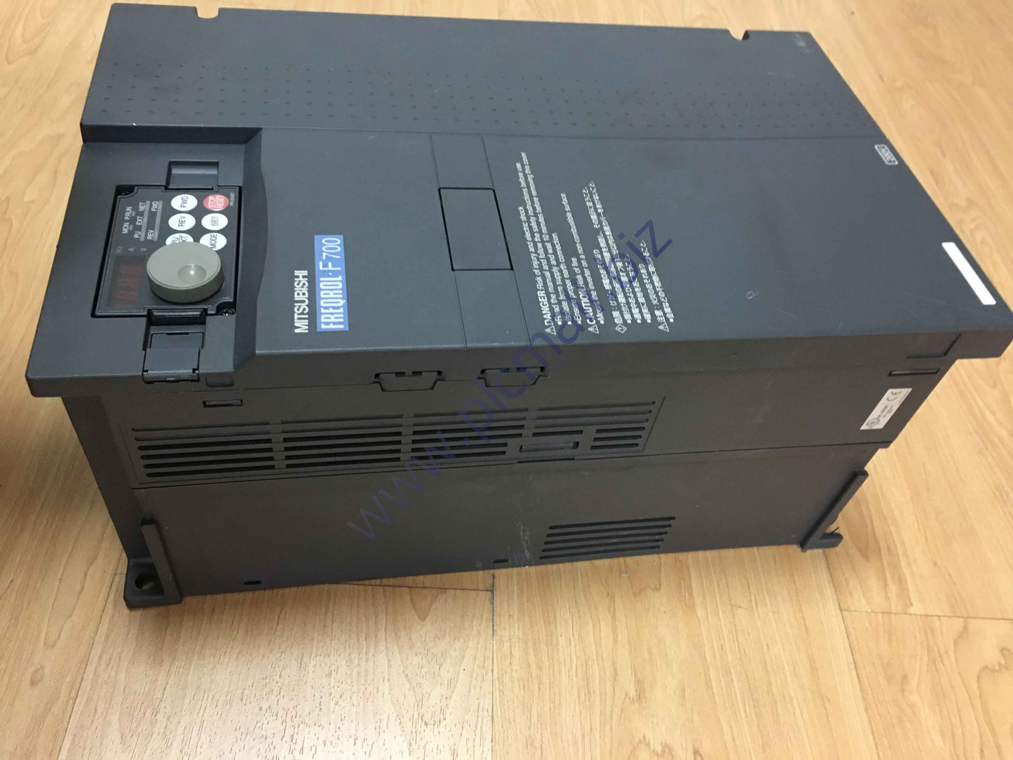 FR-F720-22K Mitsubishi inverter 200V Fast transportation Used