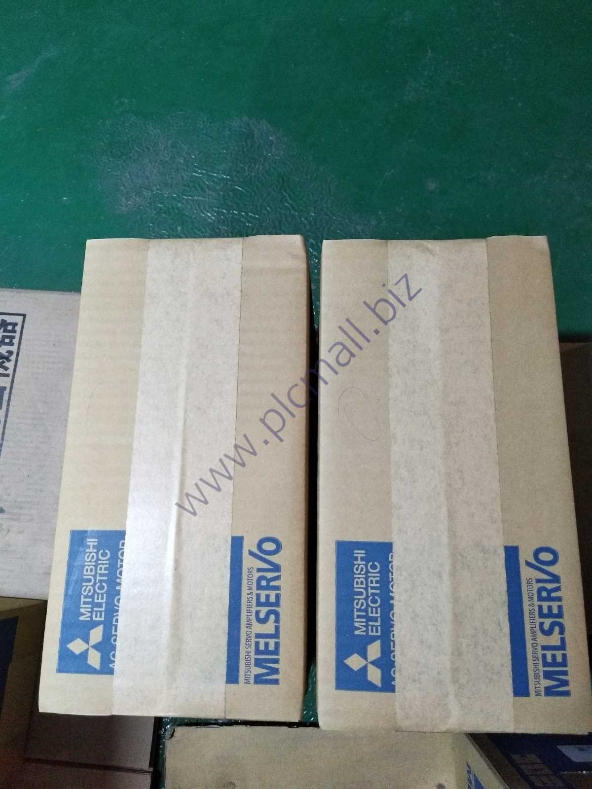 HC-RFS153 Mitsubishi-Servo Motor NEW IN BOX Fast transportation
