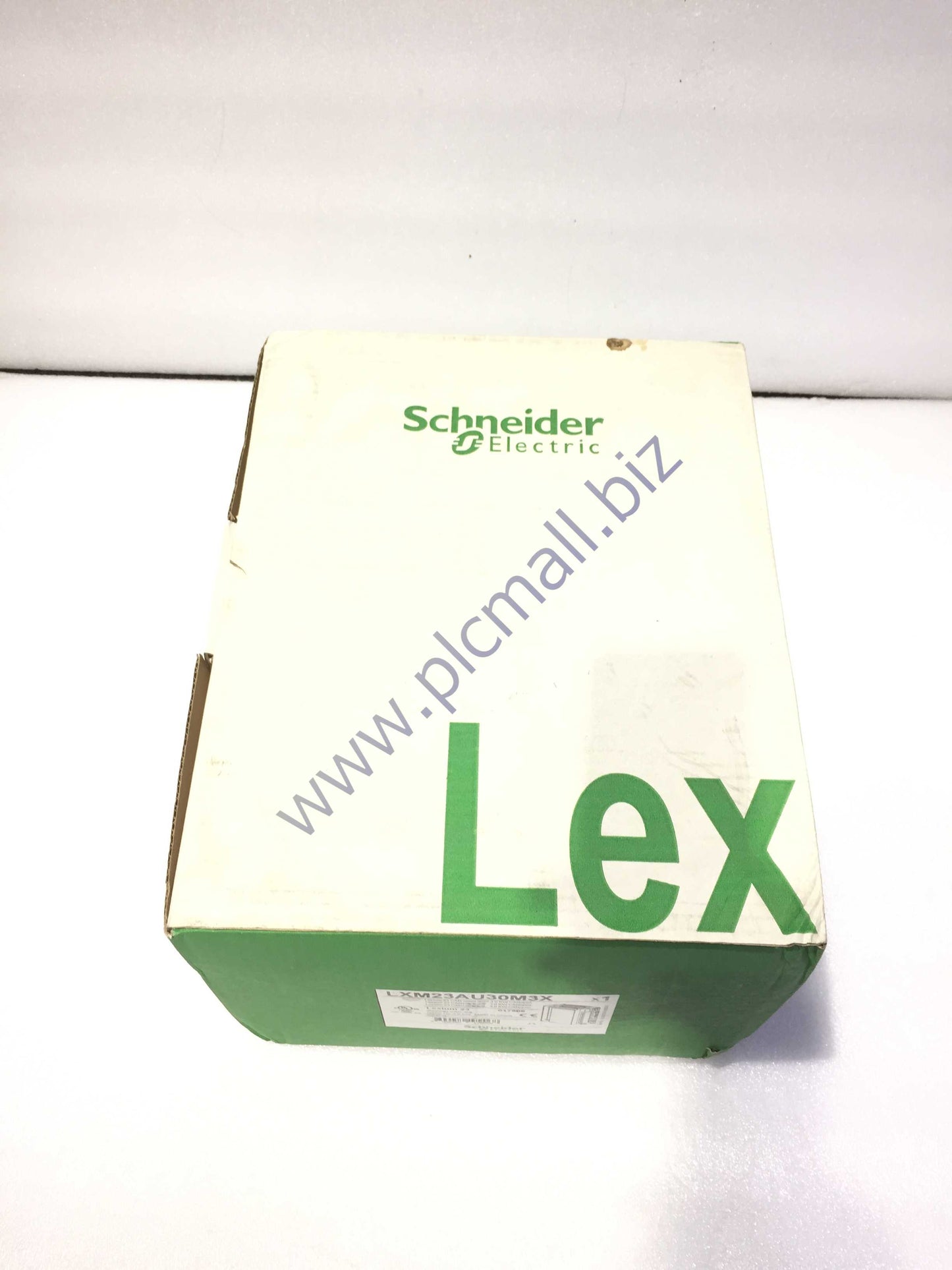 LXM23AU30M3X Schneider-Servo Drive NEW IN BOX Fast transportation
