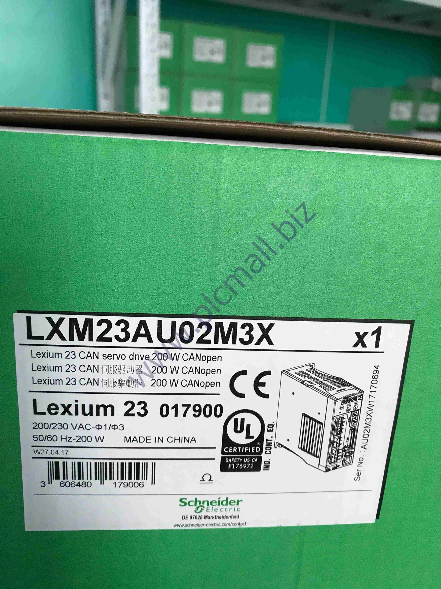 LXM23AU02M3X Schneider-Servo Drive NEW IN BOX Fast transportation