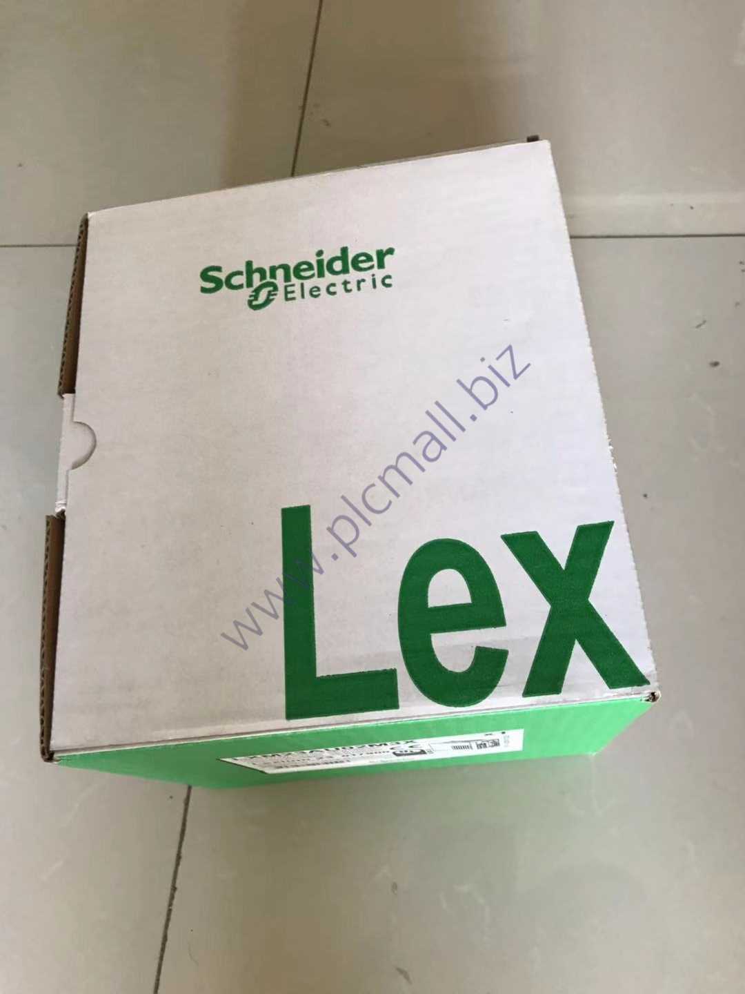 LXM23AU02M3X Schneider-Servo Drive NEW IN BOX Fast transportation