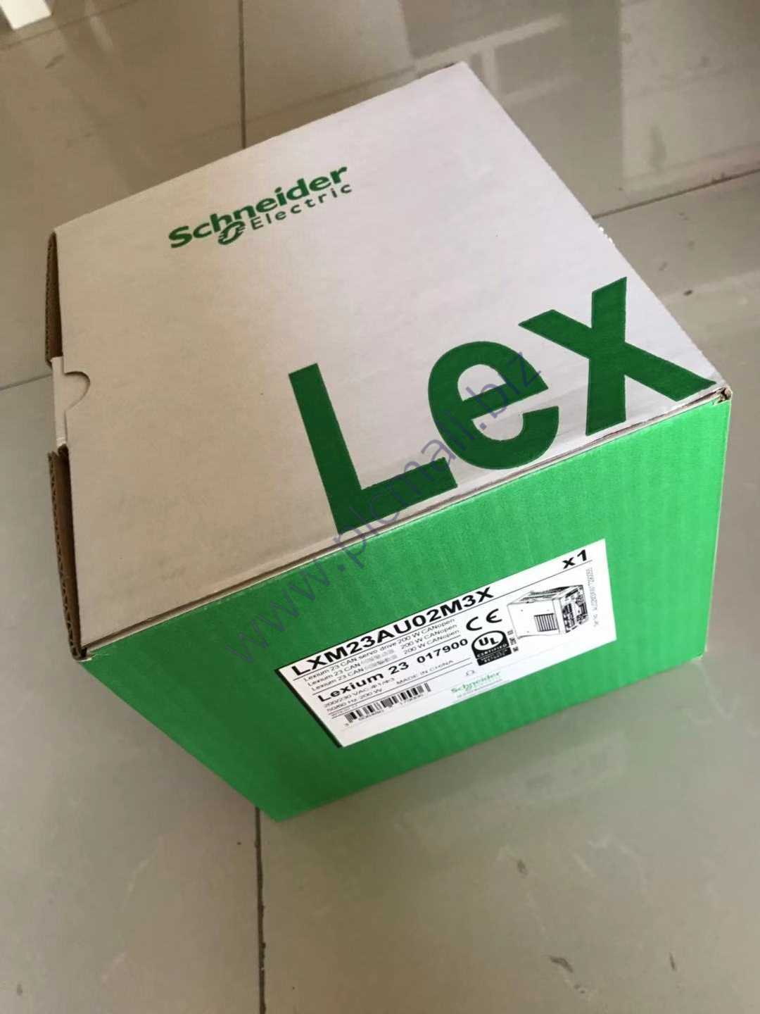 LXM23AU02M3X Schneider-Servo Drive NEW IN BOX Fast transportation