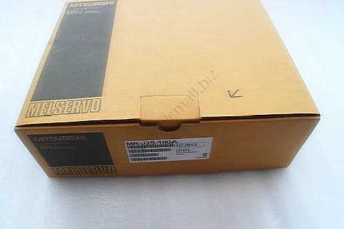 MR-J2S-100A Mitsubishi AC server Driver NEW IN BOX Fast transportation