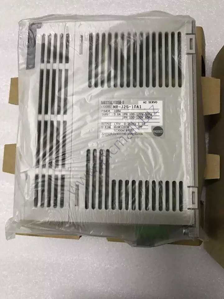 MR-J2S-10A1 Mitsubishi Servo Driver NEW IN BOX Fast transportation