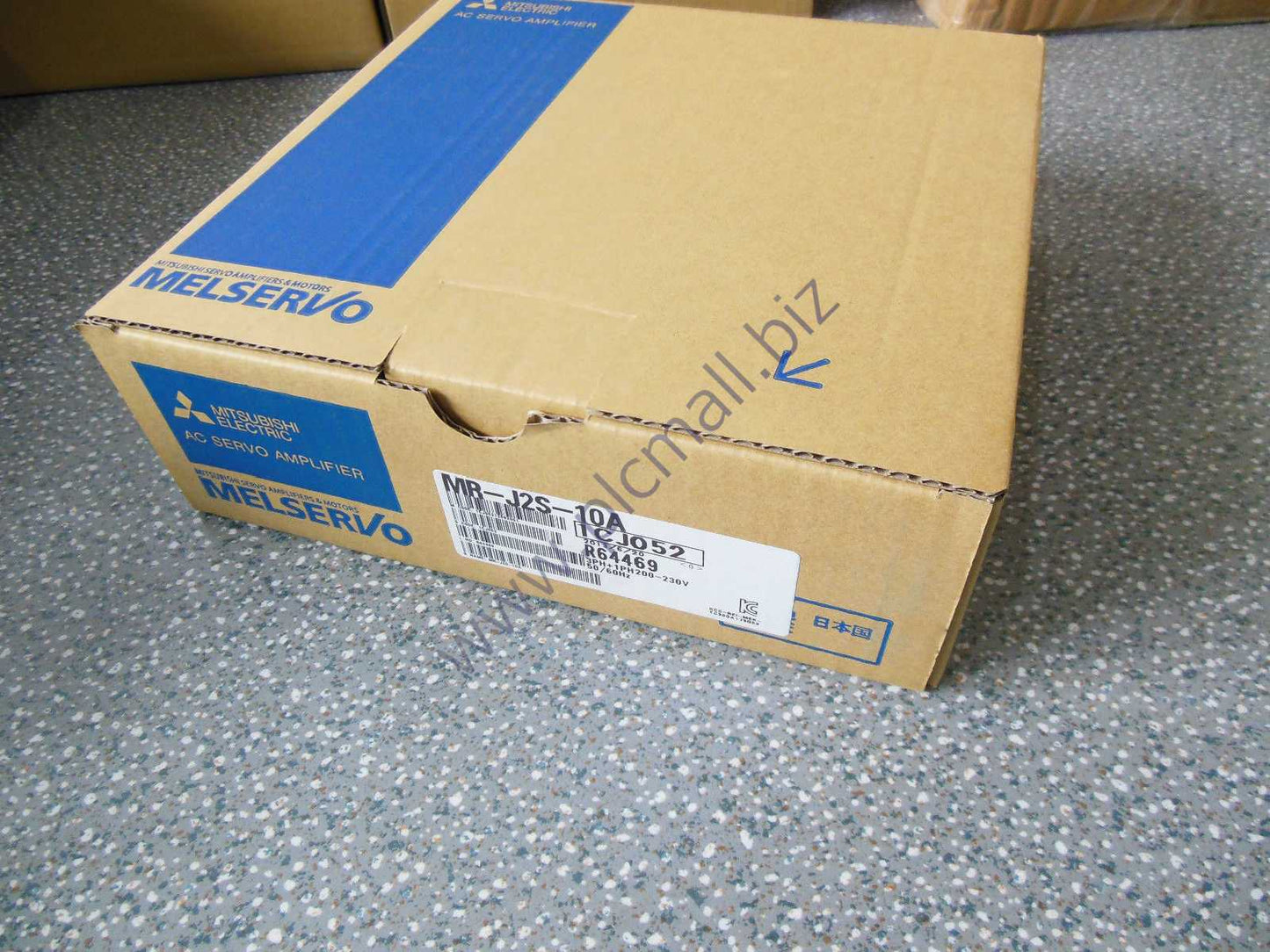 MR-J2S-10A Mitsubishi AC server Driver NEW IN BOX Fast transportation