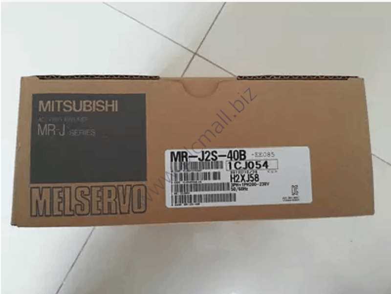 MR-J2S-40B Mitsubishi server Driver Fast transportation NEW IN BOX