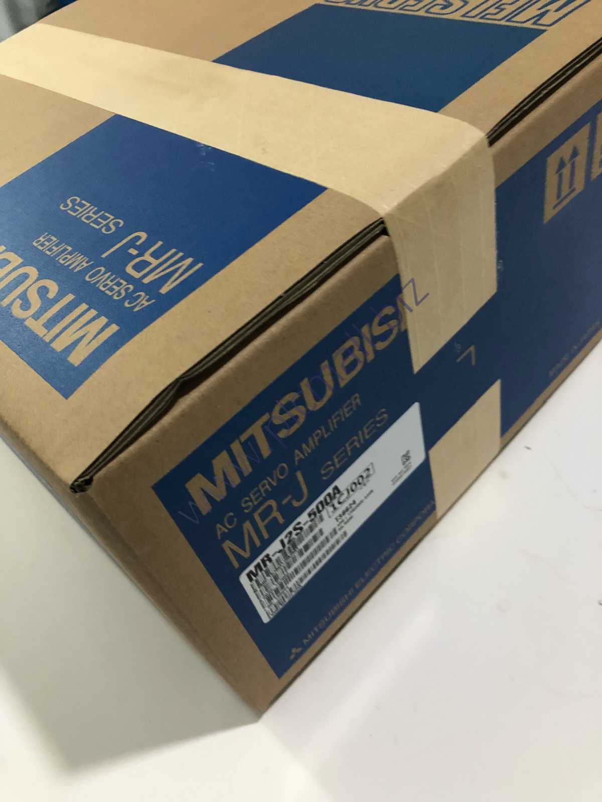 MR-J2S-500A Mitsubishi AC server Driver NEW IN BOX Fast transportation