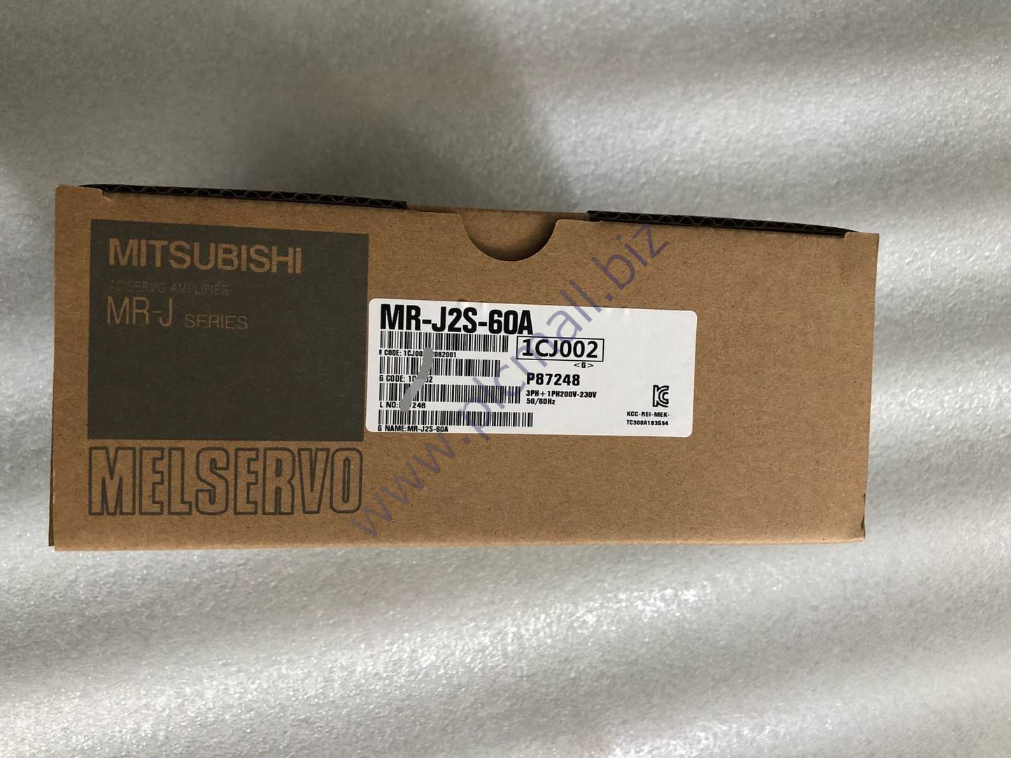 MR-J2S-60A Mitsubishi AC server Driver NEW IN BOX Fast transportation