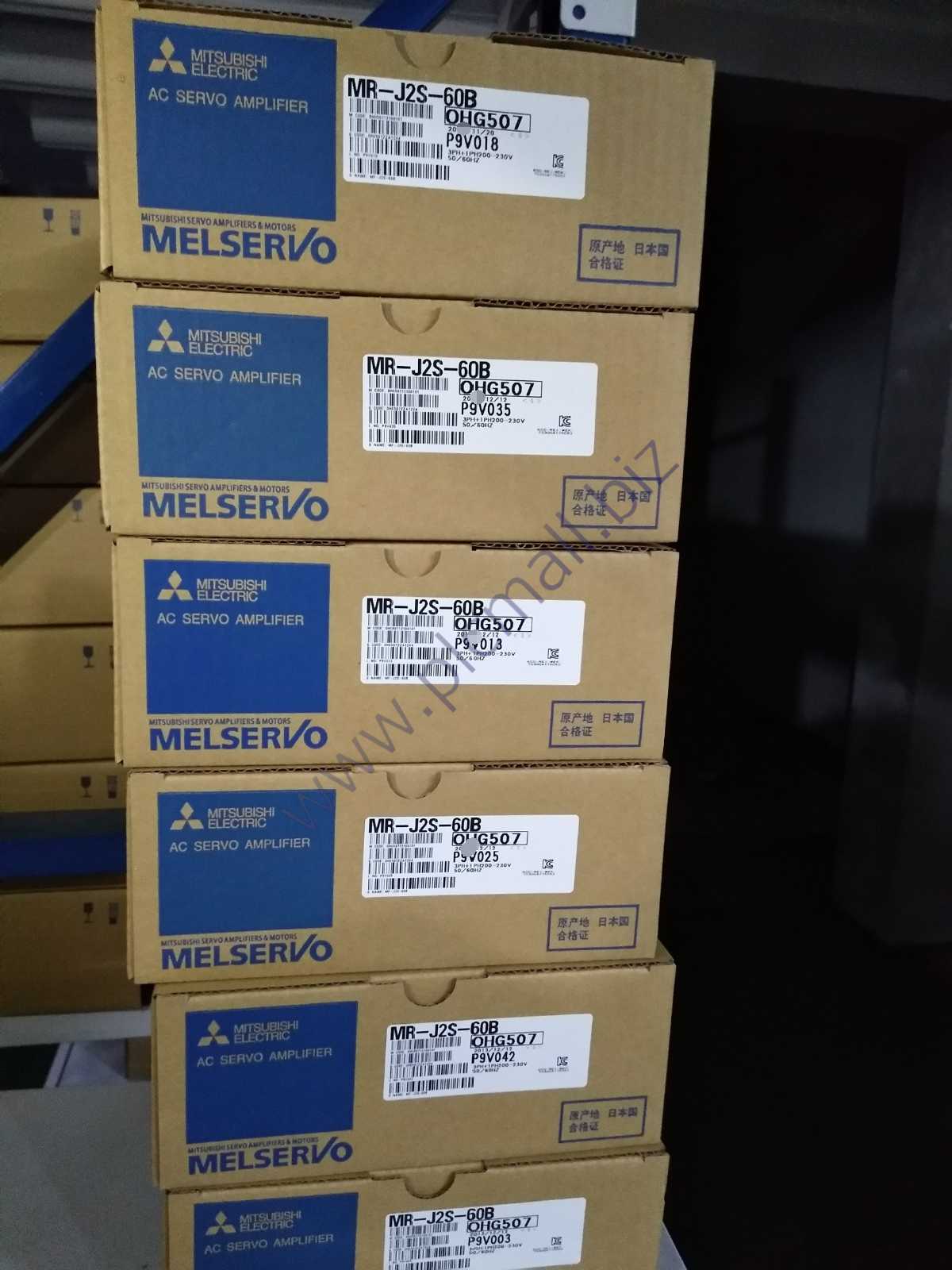MR-J2S-60B Mitsubishi server Driver NEW IN BOX Fast transportation