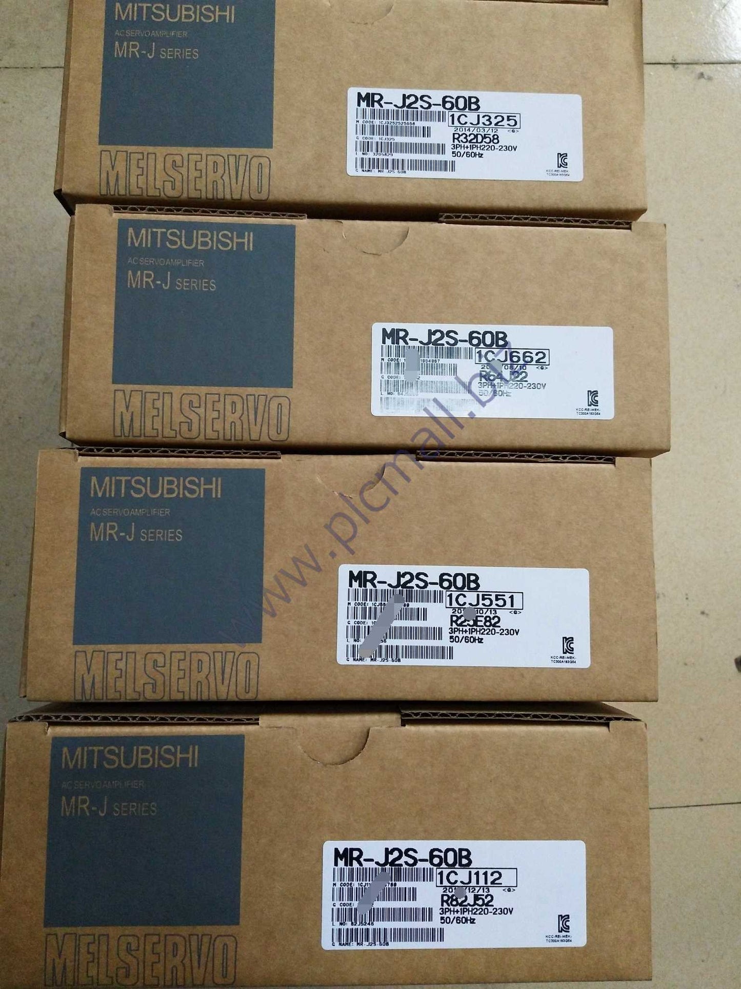 MR-J2S-60B Mitsubishi server Driver NEW IN BOX Fast transportation