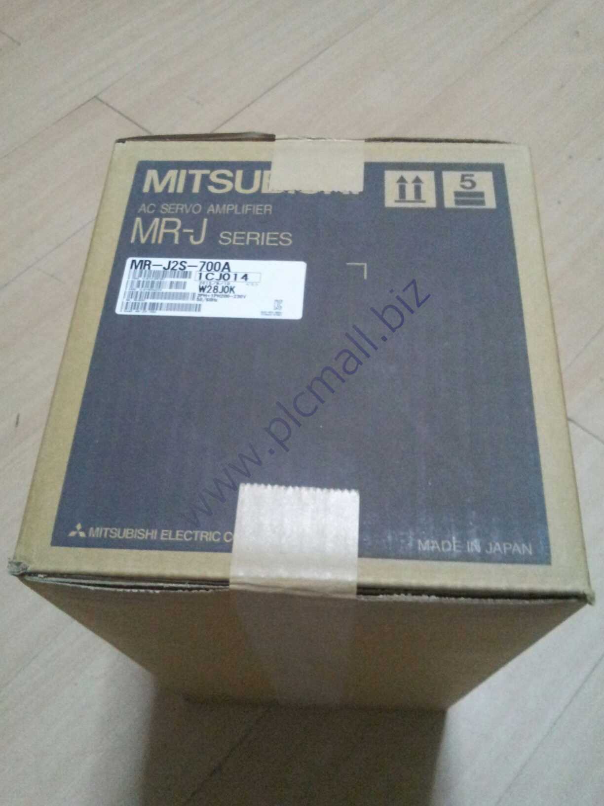MR-J2S-700A Mitsubishi AC server Driver NEW IN BOX Fast transportation