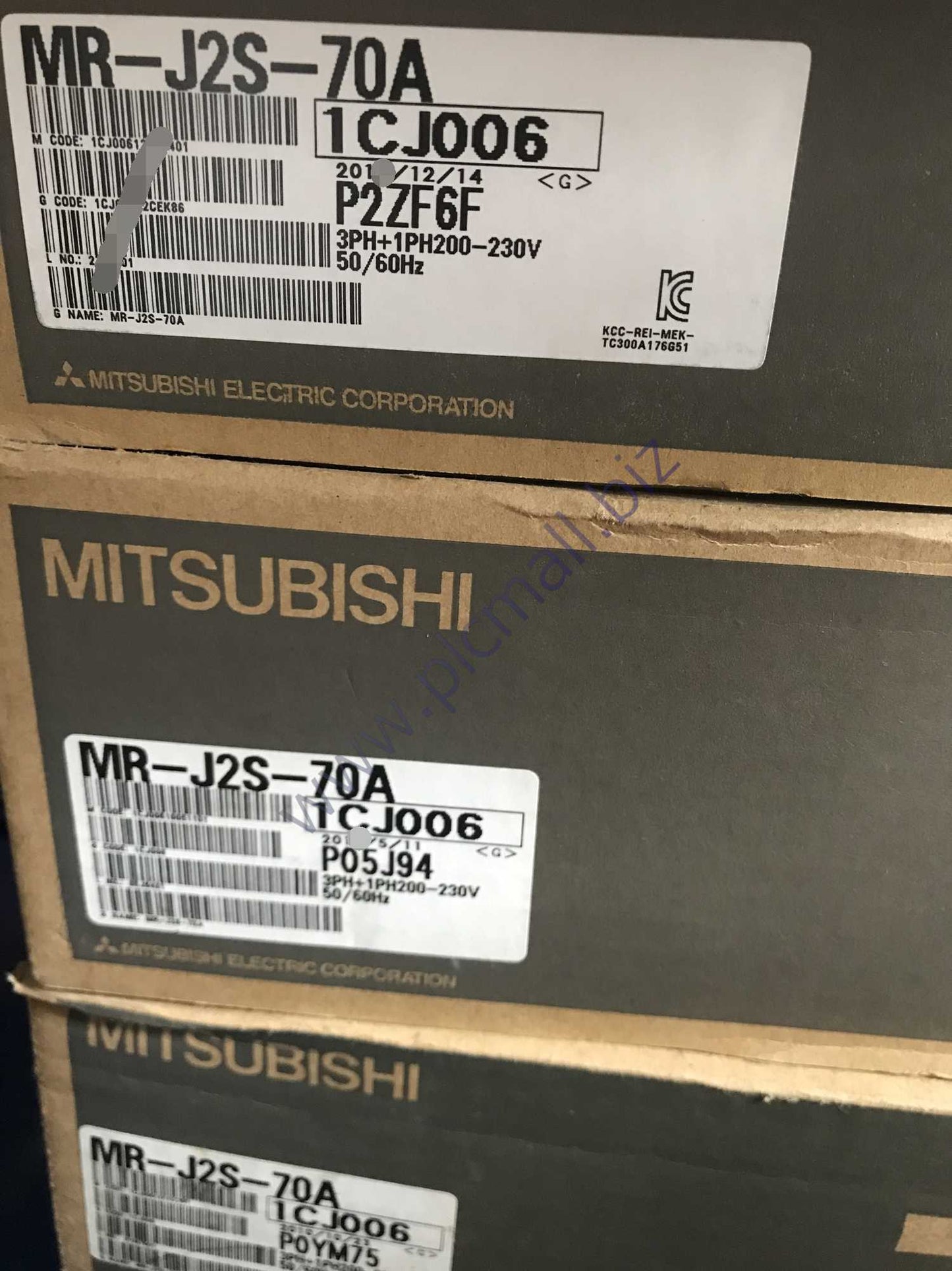 MR-J2S-70A Mitsubishi AC server Driver NEW IN BOX Fast transportation