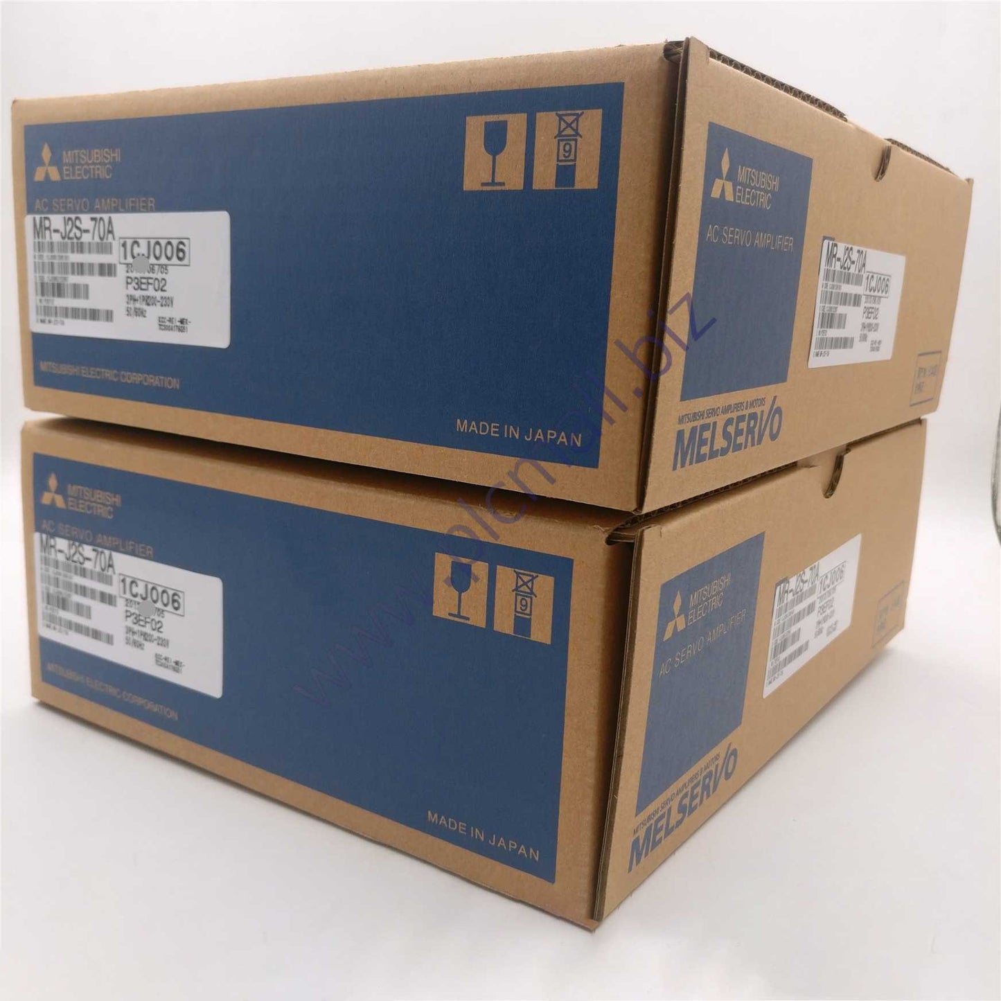 MR-J2S-70A Mitsubishi AC server Driver NEW IN BOX Fast transportation
