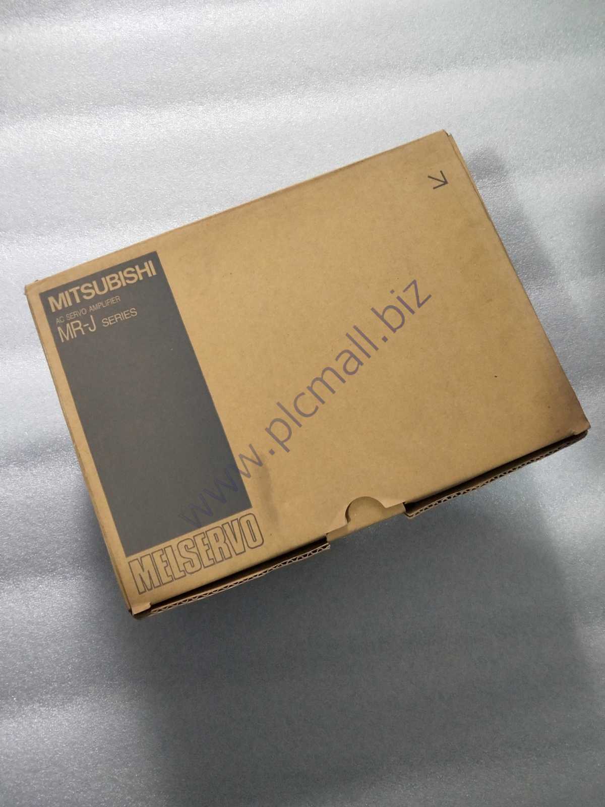 MR-J3-200B Mitsubishi AC server Driver NEW IN BOX Fast transportation