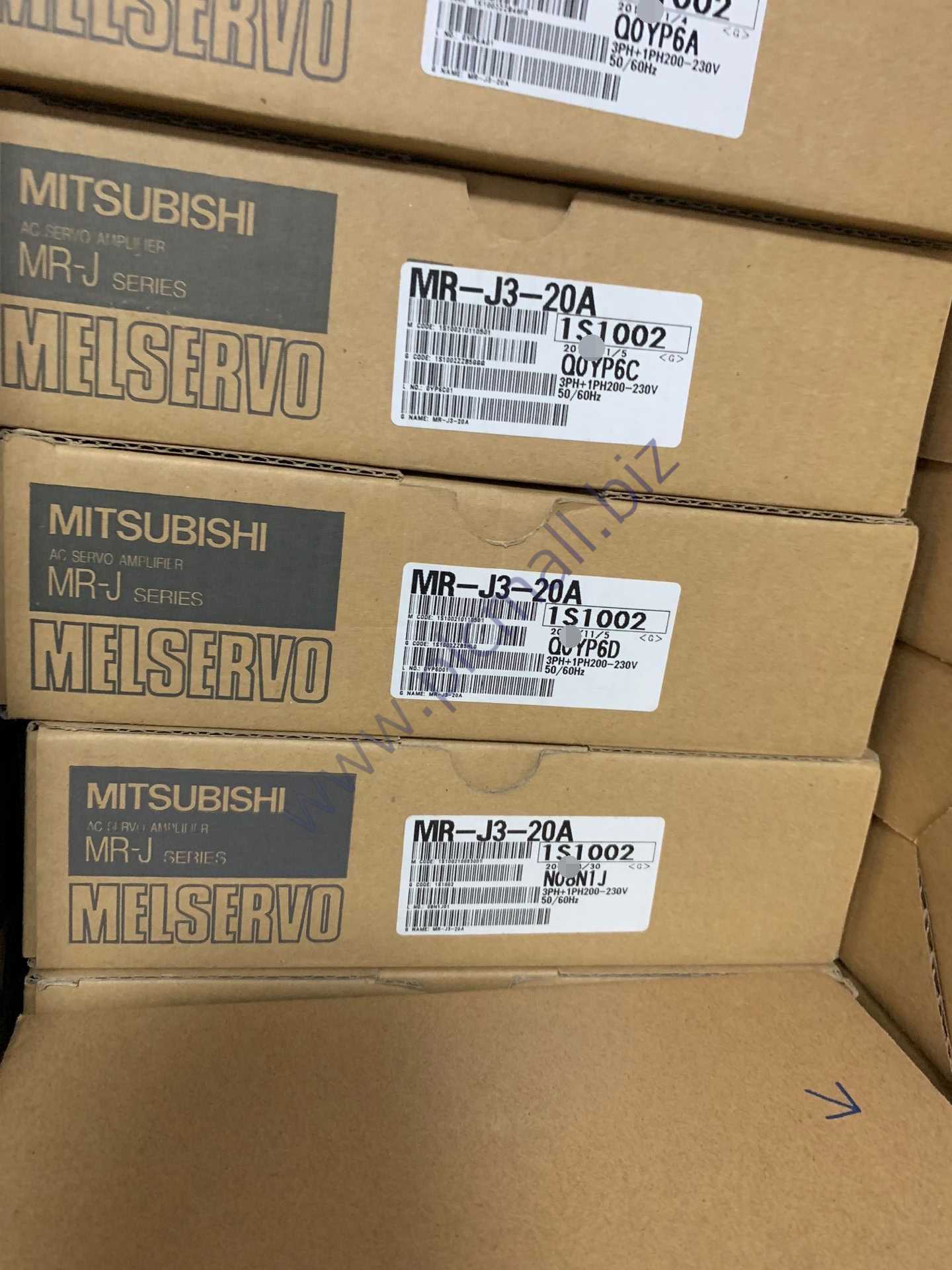 MR-J3-20A Mitsubishi AC server Driver NEW IN BOX Fast transportation