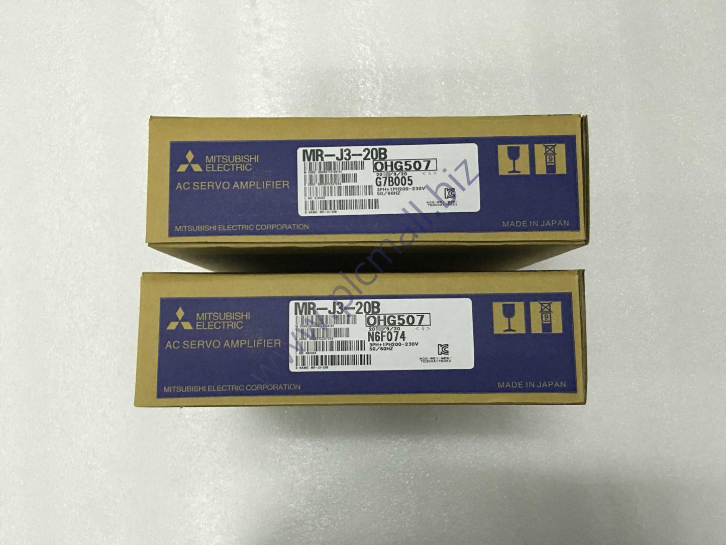 MR-J3-20B Mitsubishi AC server Driver NEW IN BOX Fast transportation