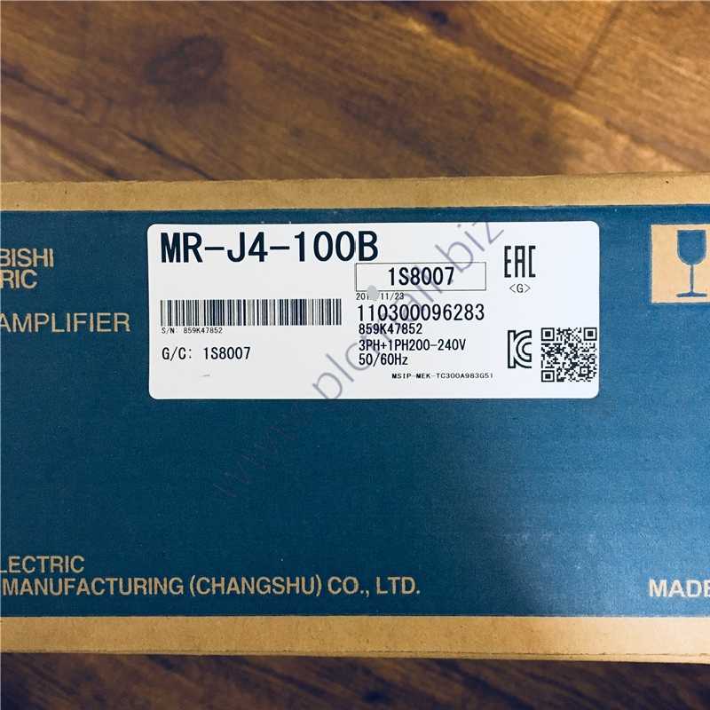 MR-J4-100B Mitsubishi AC server Driver NEW IN BOX Fast transportation