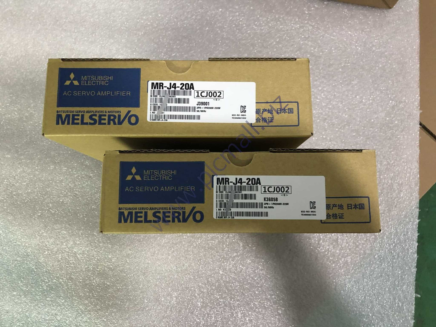 MR-J4-20A Mitsubishi AC server Driver NEW IN BOX Fast transportation