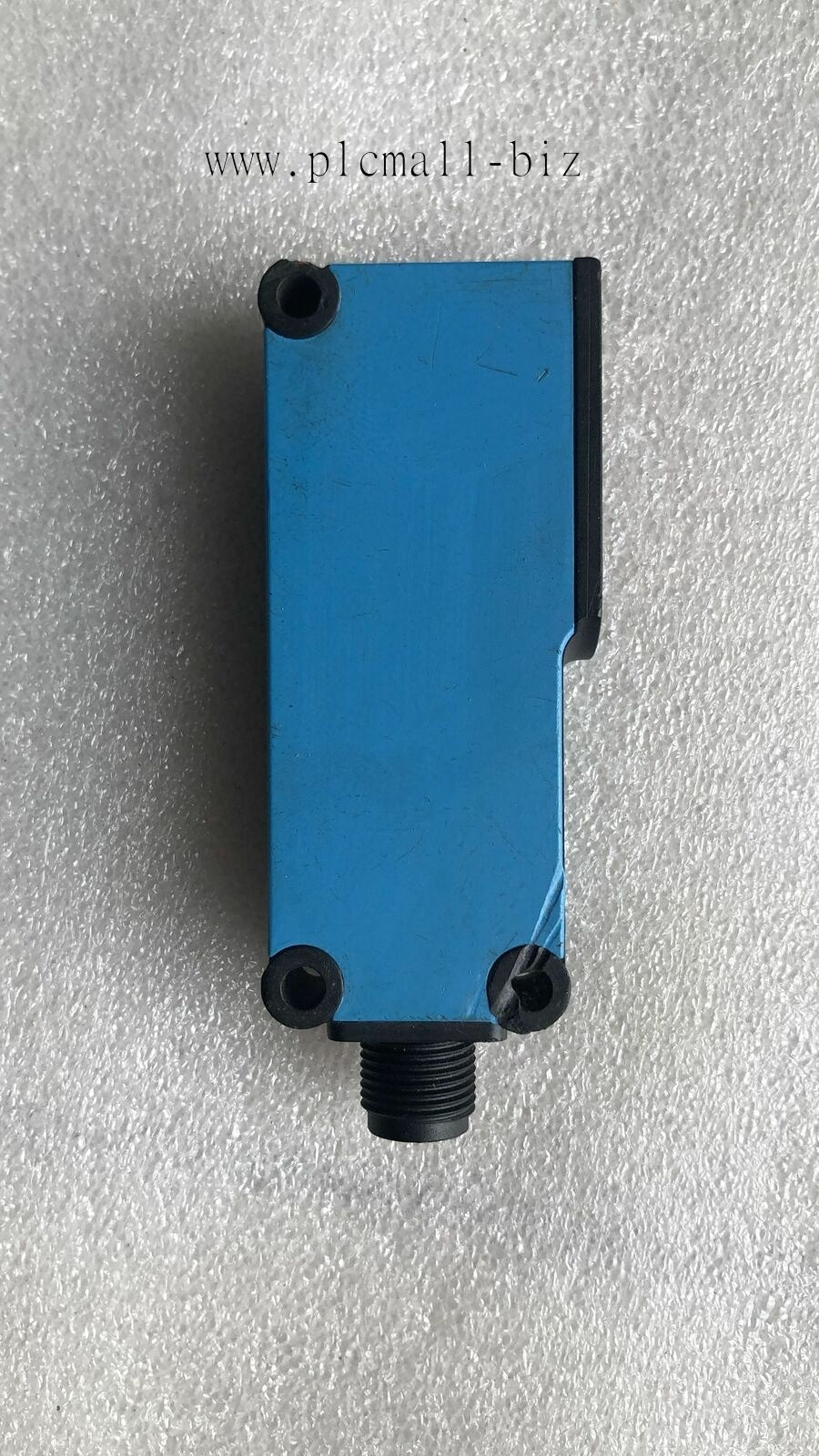 WL18-3P430 1025911 SICK photoelectric sensor Brand new