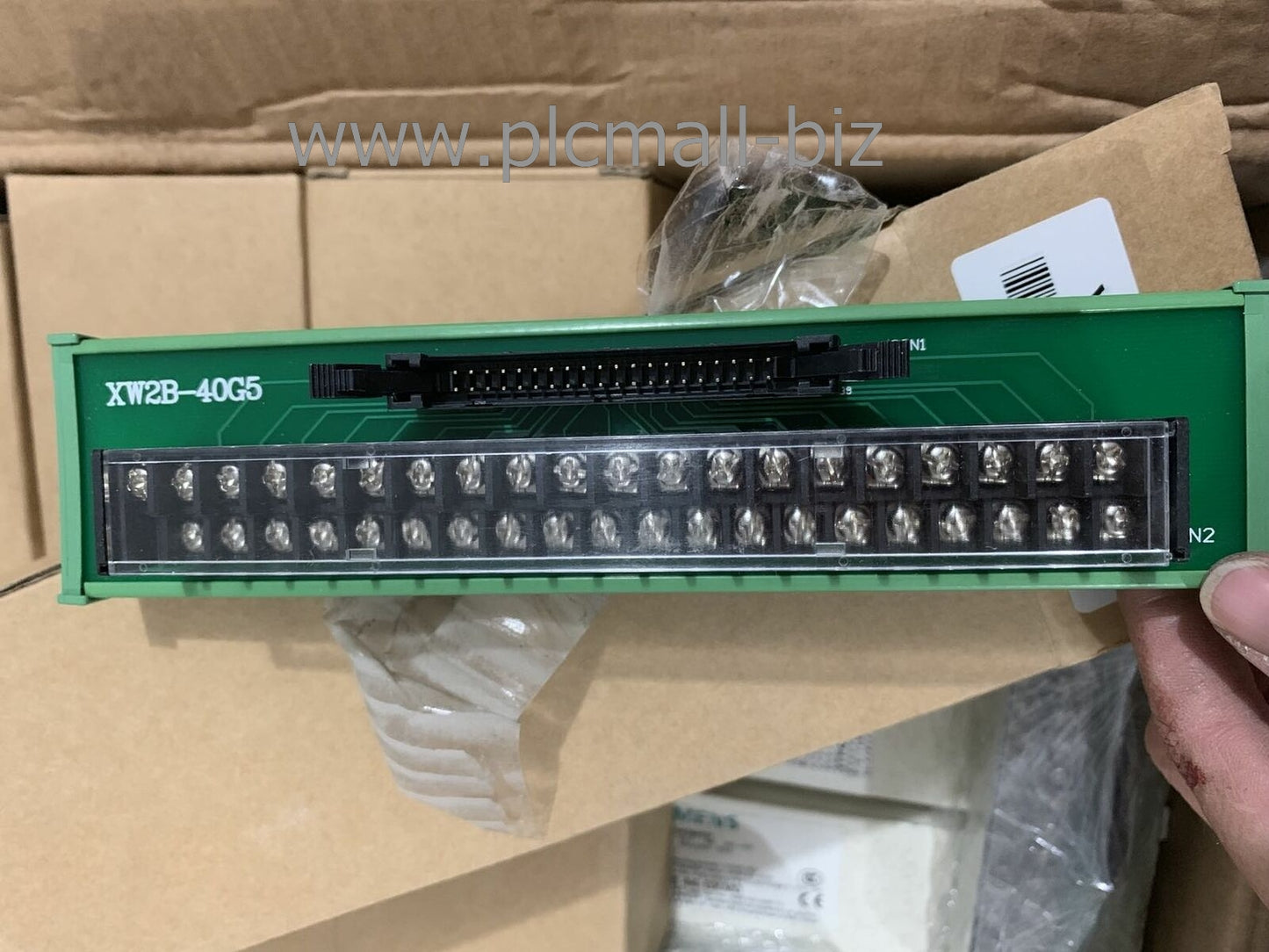 XW2B-40G5 Omron plc Connector Brand new