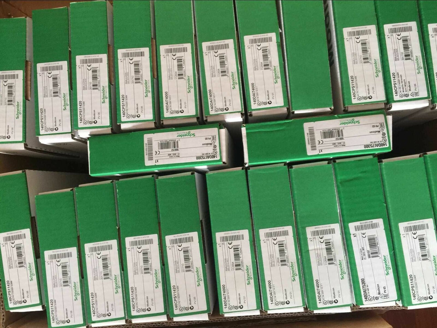 140CPS12420C Schneider 140CPS12420C power module