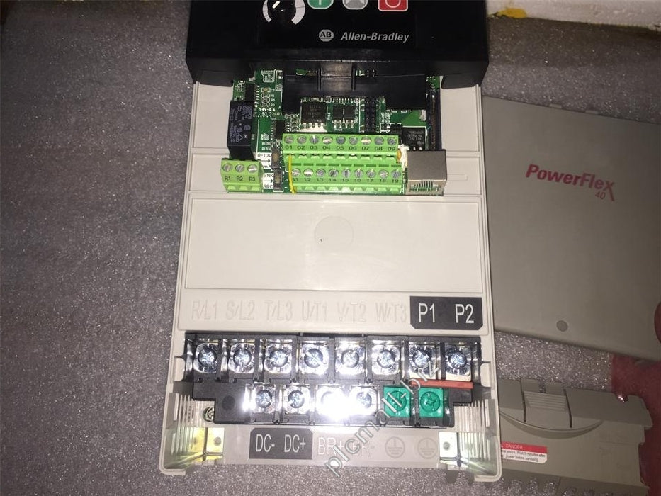 22B-D024N104 Allen Bradley PowerFlex 40- 11 kW (15 HP) AC Drive Brand new Fast shipping