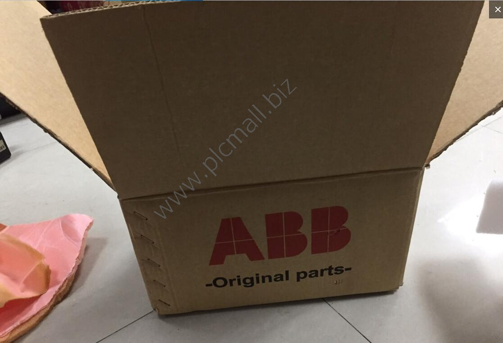 3HAC029031-004 ABB Rot ac motor with pinion new in box