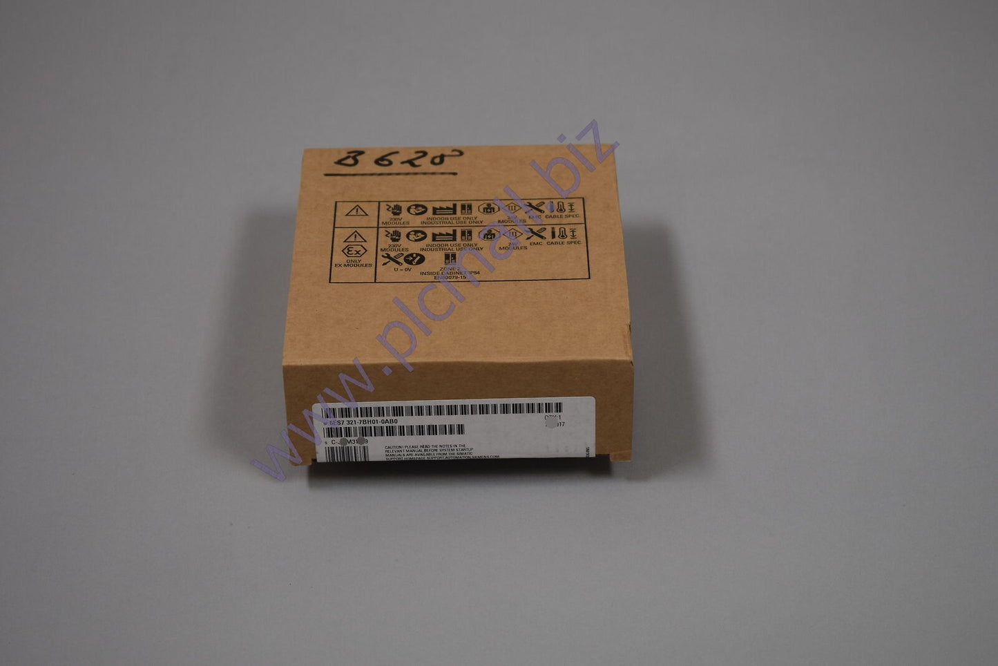 6ES7321-7BH01-0AB0  Siemens SIMATIC S7-300, DIGITAL INPUT SM 321, BRAND NEW