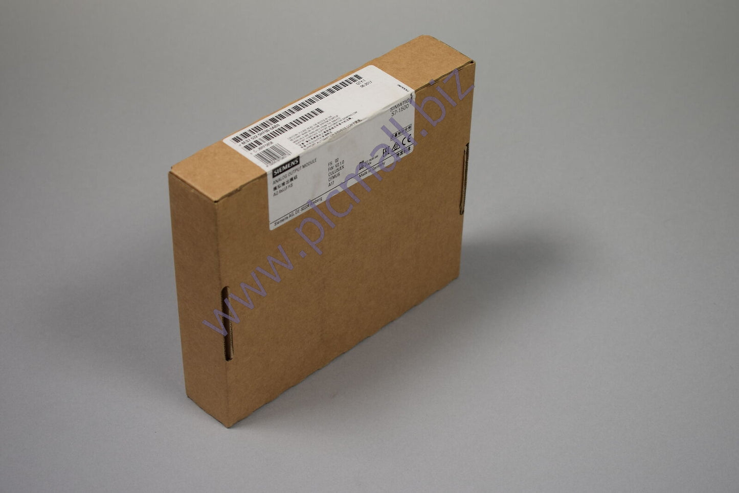 6ES7532-5HF00-0AB0  Siemens  SIMATIC S7-1500, ANALOG OUTPUT BRAND NEW