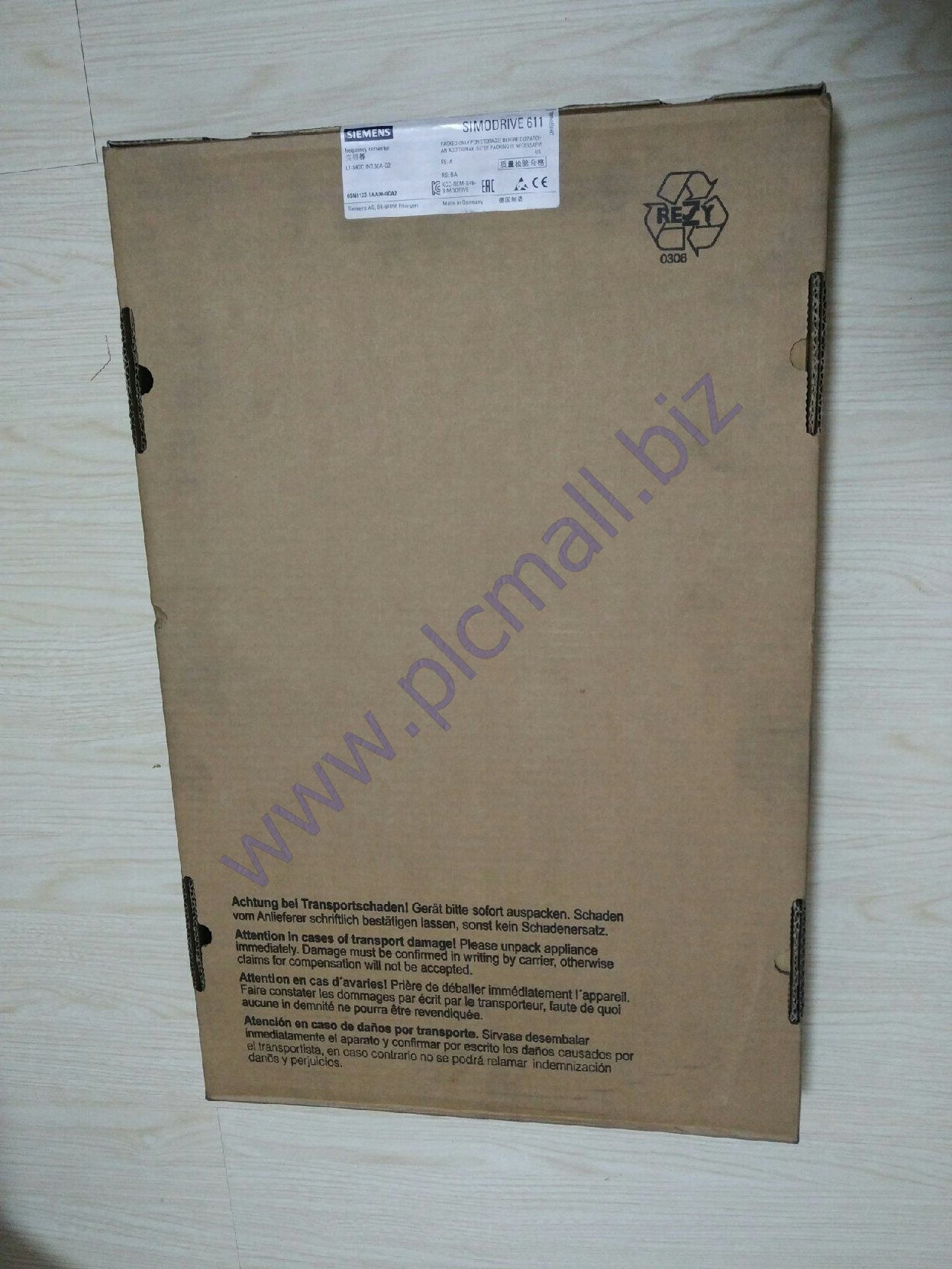 6SN1123-1AA00-0CA2 Siemens POWER MODULE, 1 AXIS, INTERNAL COOLING, BRAND NEW