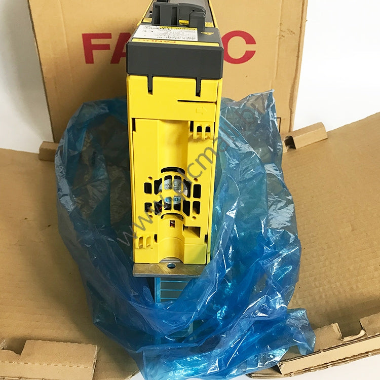 A06B-6114-H304 Fanuc Servo drive Amplifier aiSV 20/20/40 New in box