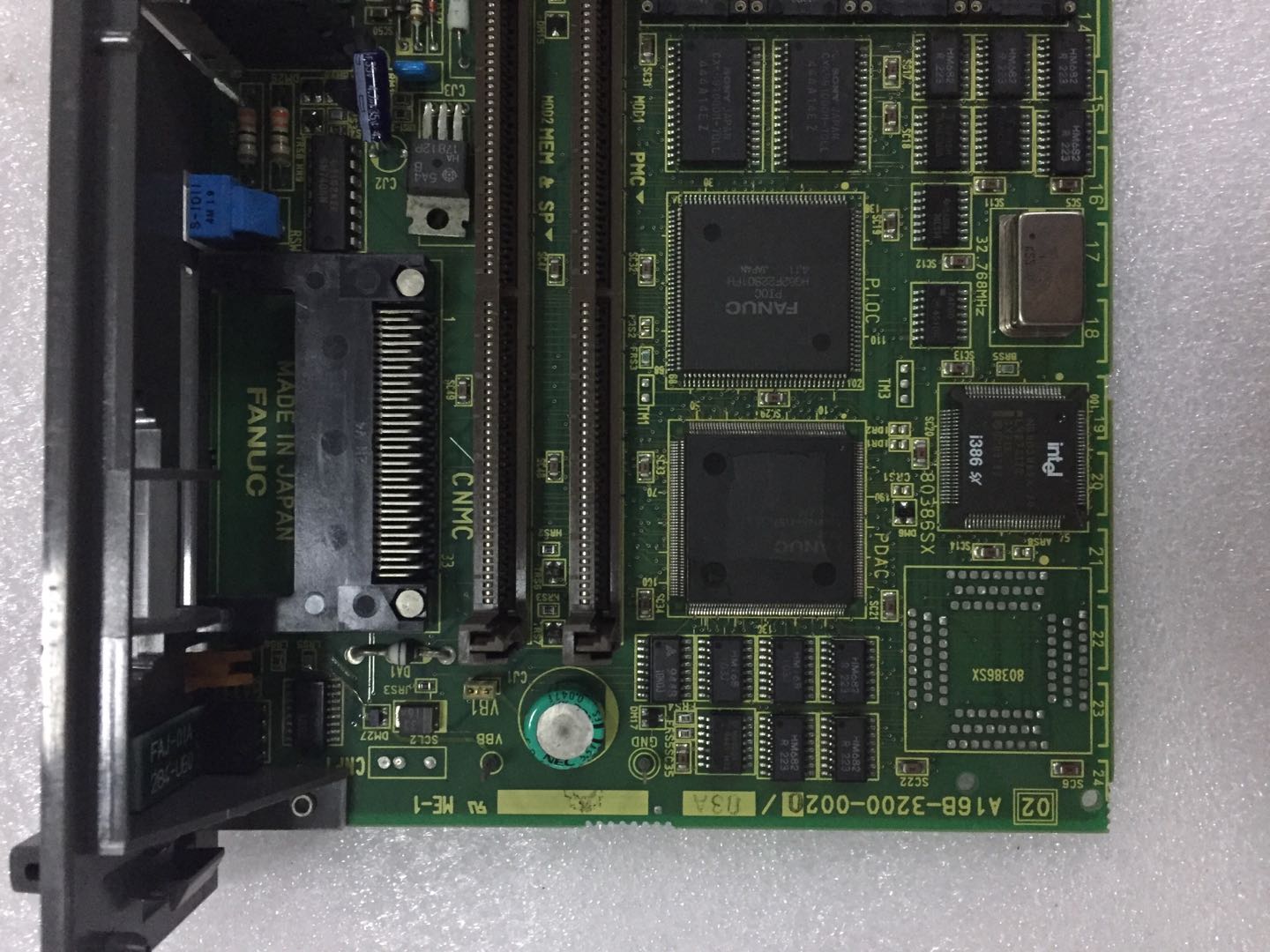 A16B-3200-0020 Fanuc Drive motherboard Used (DHL shipping)