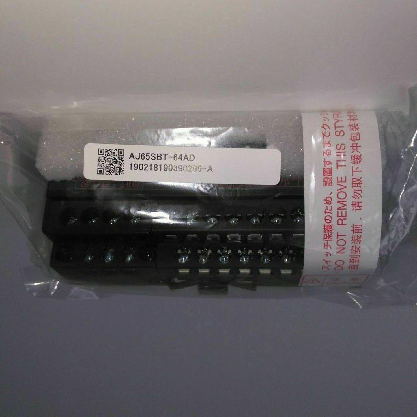 AJ65SBT-64AD Mitsubishi Converter device Brand new