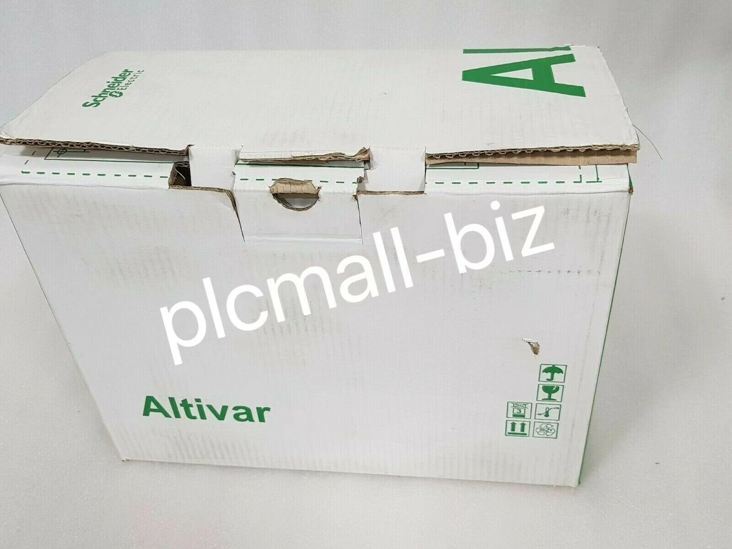ATV930U07N4 Schneider Frequency converter brand new