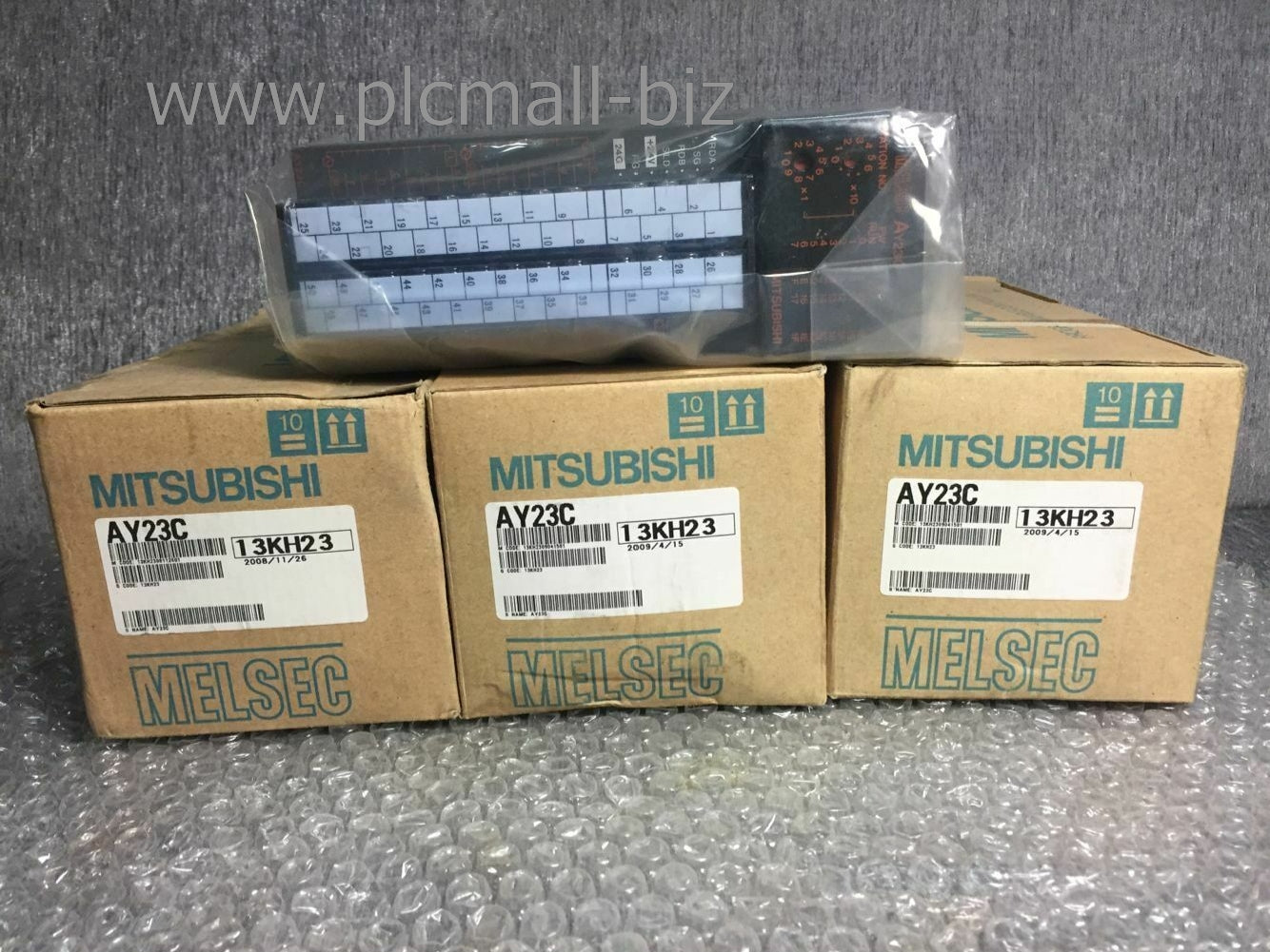 AY23C Mitsubishi PLC output module Brand New
