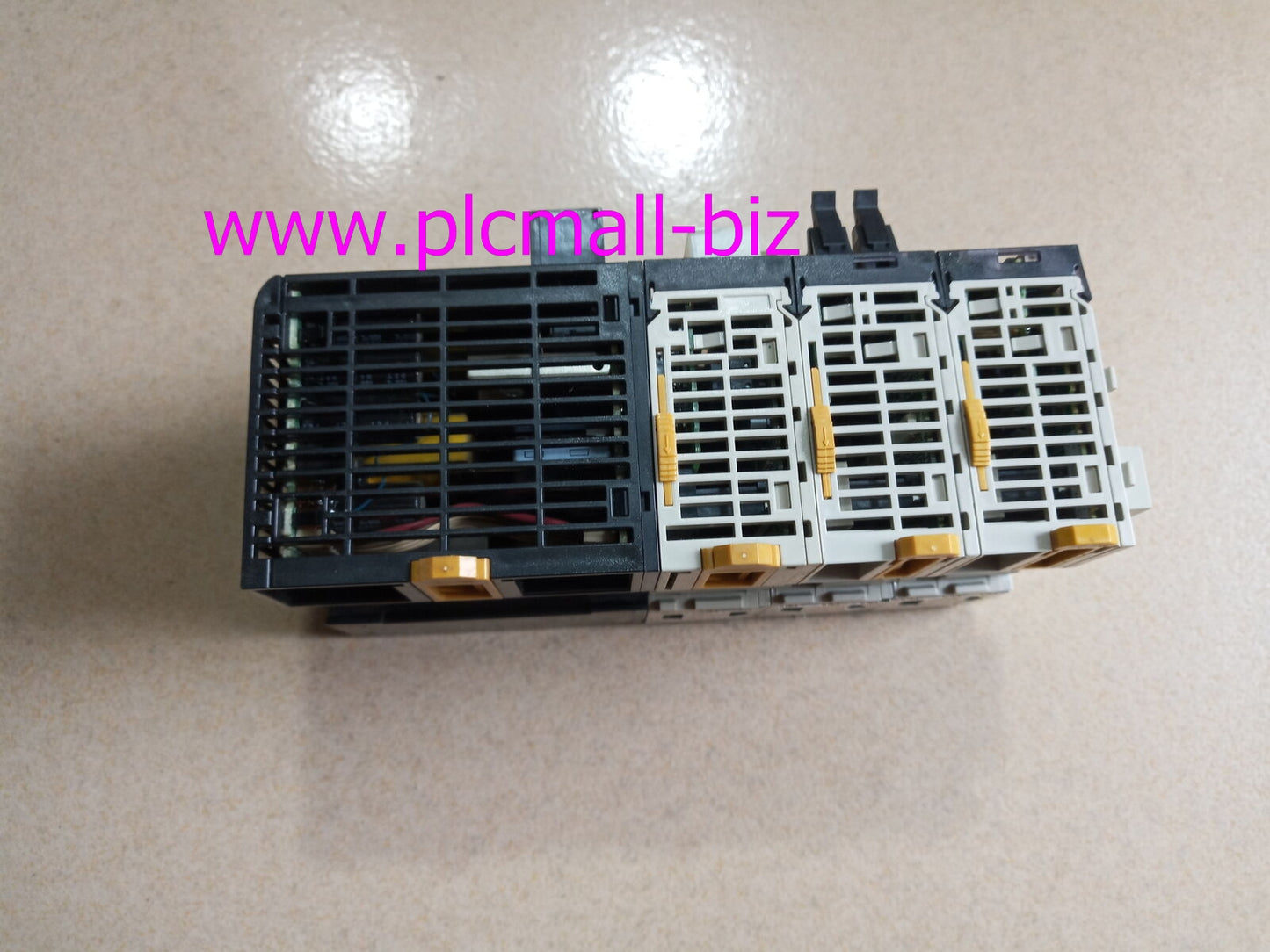 CJ1W-PA205R Omron plc mould Brand new