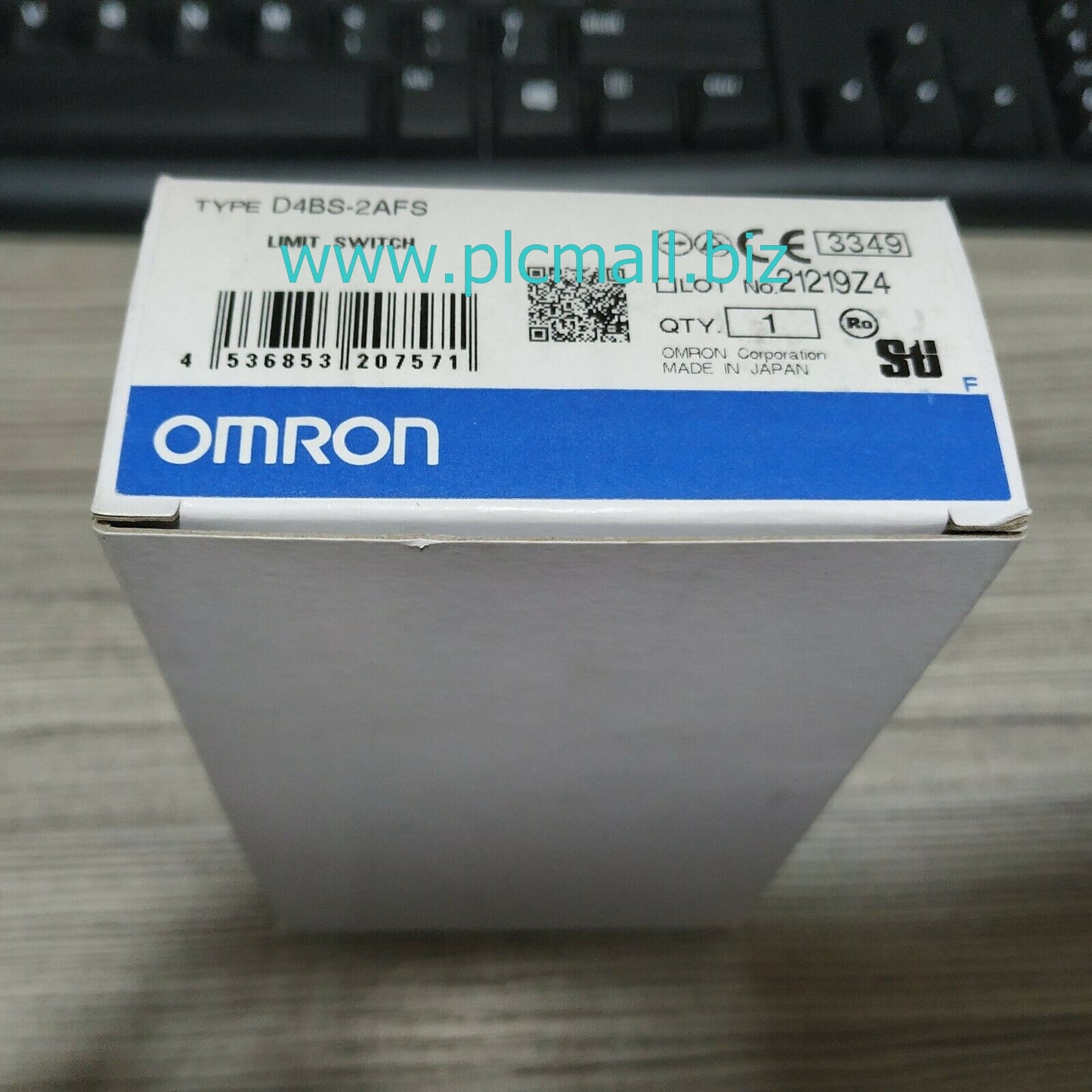 D4BS-2AFS Omron Safety door switch Brand new