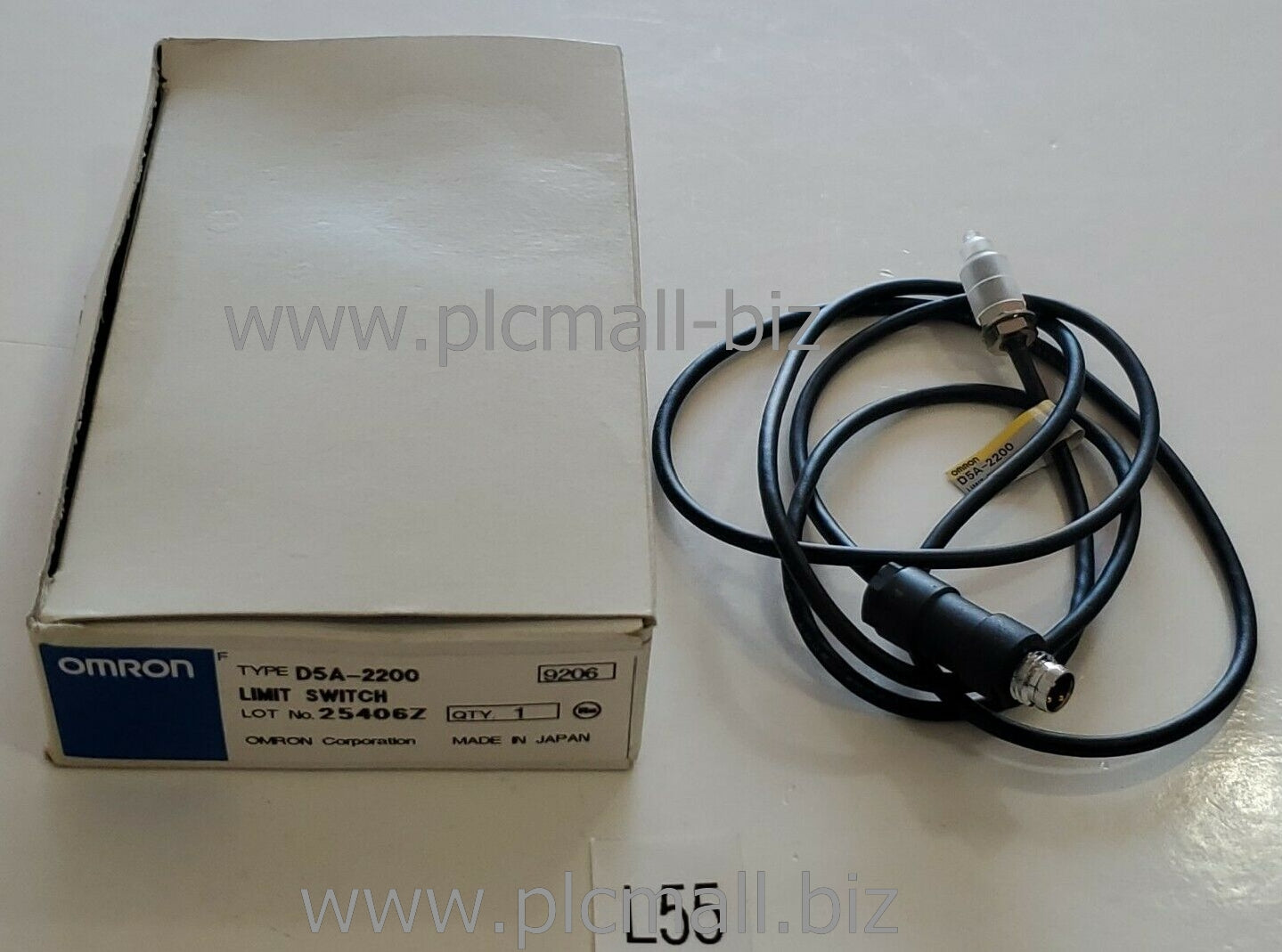 D5A-2200 Omron Proximity switch Brand new