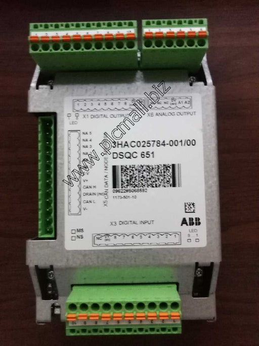 DSQC651 3HAC025784-001 ABB Robot accessories control cabinet IO module New in box