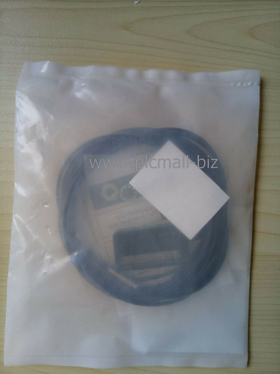 E32-ZD11L Omron Fiber Optic Sensor Brand new