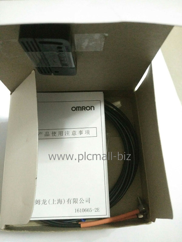 E32-ZT11N Omron Fiber Optic Sensor Brand new
