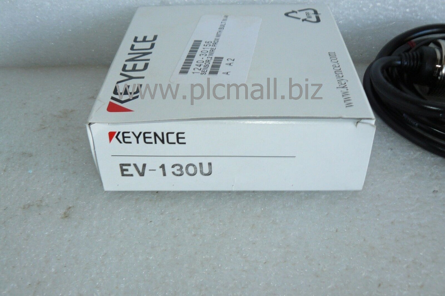 EV-130U KEYENCE Proximity switch sensor  Brand New