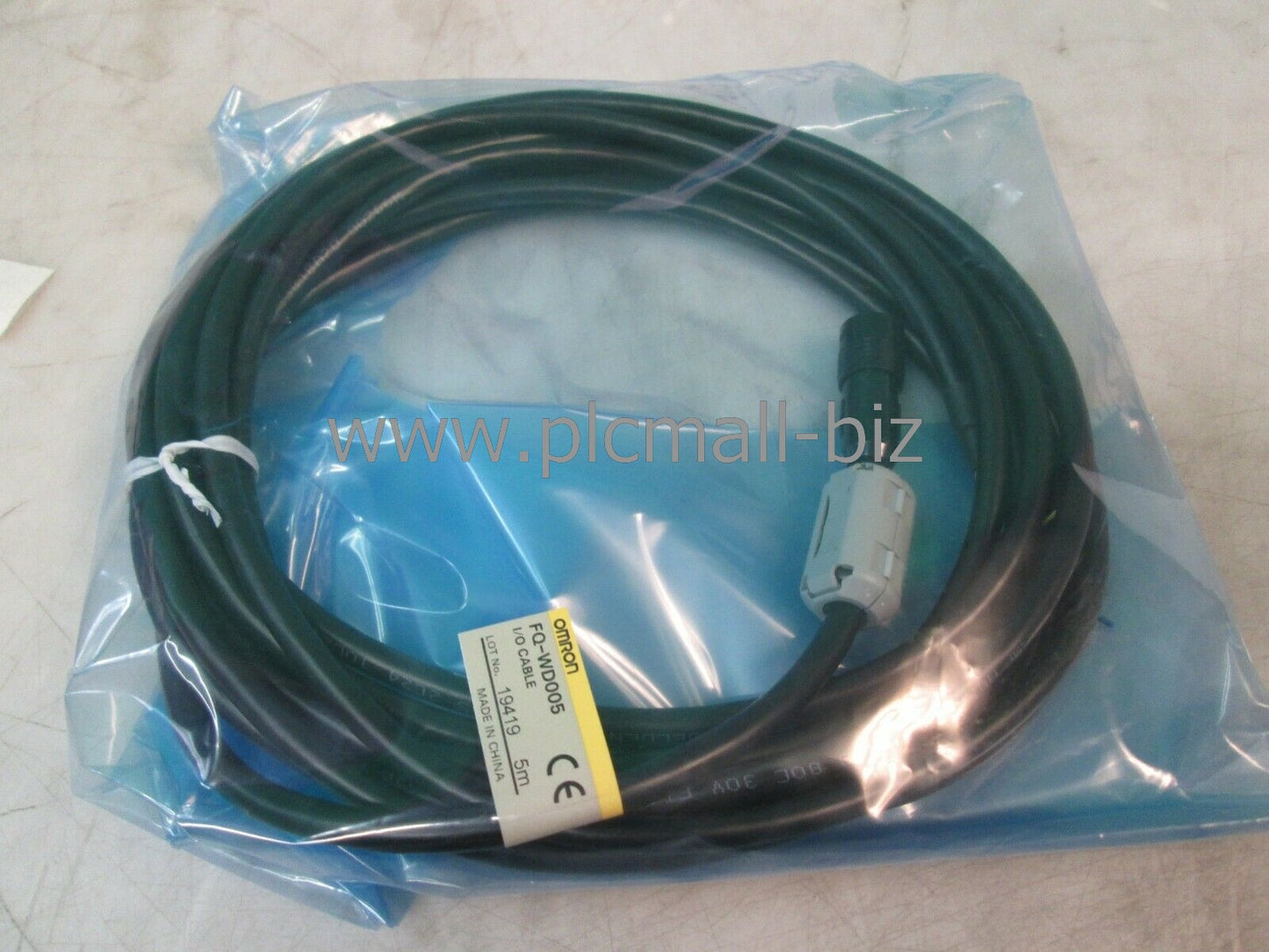 FQ-WD005 Omron connecting cables Brand new